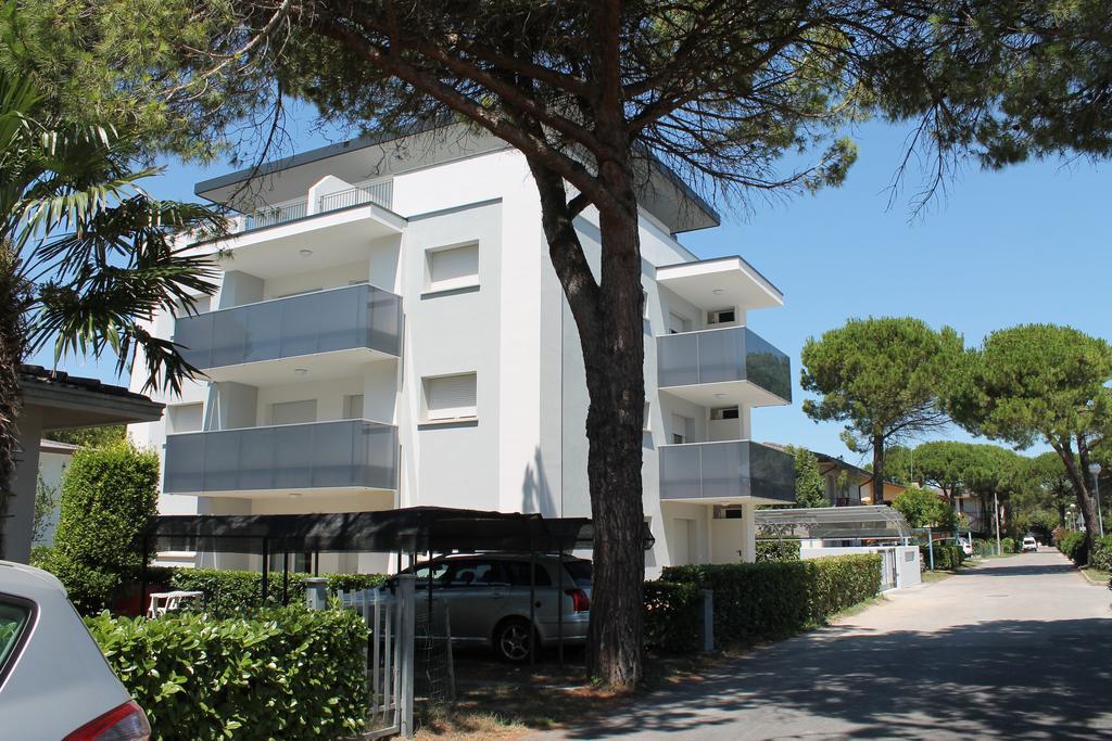 Residence Ca'Tullio Bibione Eksteriør billede