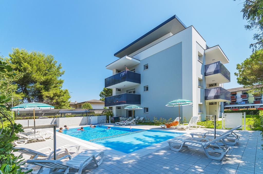 Residence Ca'Tullio Bibione Eksteriør billede